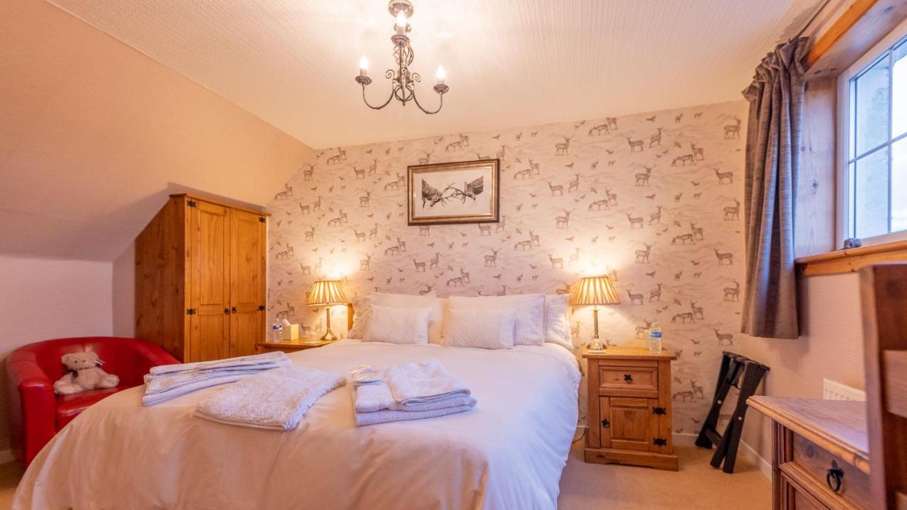 Benview Bed And Breakfast & Luxury Lodge, Isle Of North Uist Paible Exteriör bild